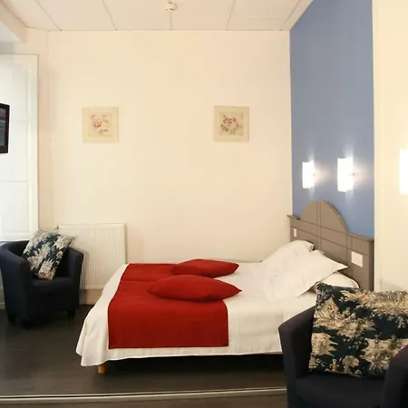Christian Hotel 3*